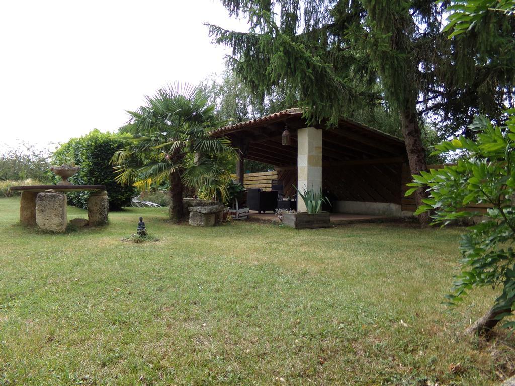 Domaine Capiet Acomodação com café da manhã Courpiac Exterior foto